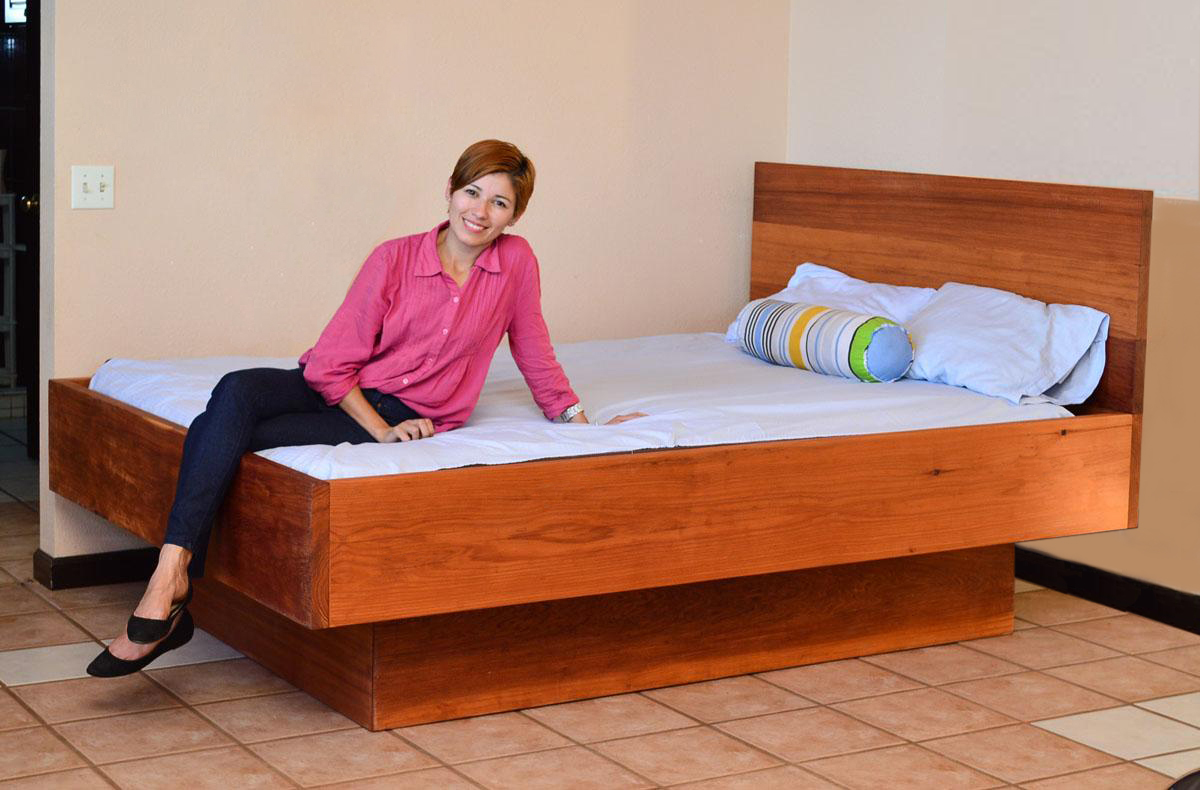 Mathieu Heritage Beds (Options: Queen, Transparent Premium Sealant). 