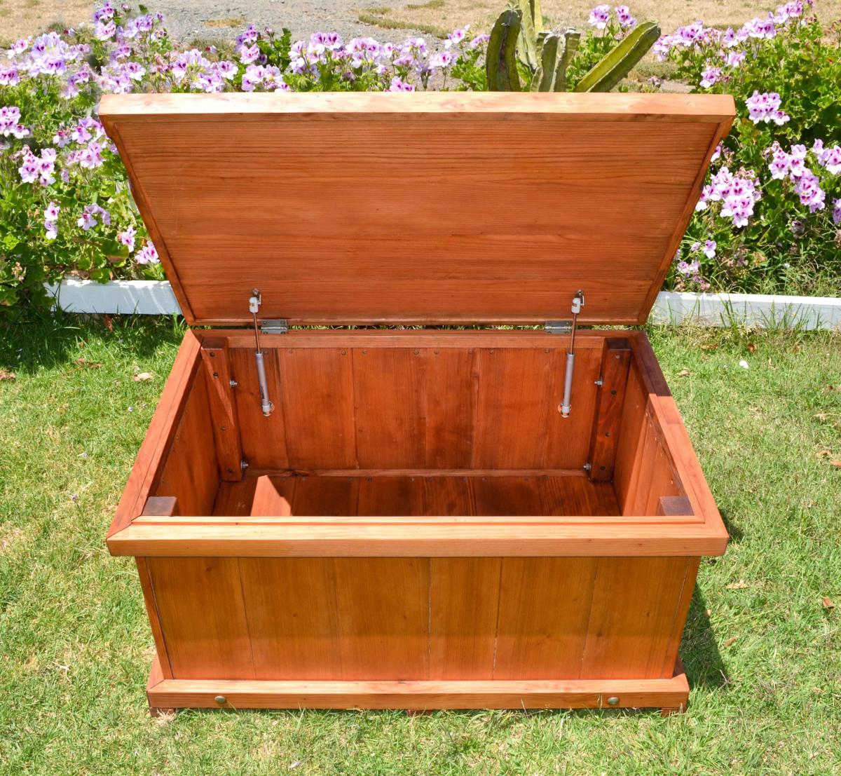 Wooden Storage Bench Forever Redwood