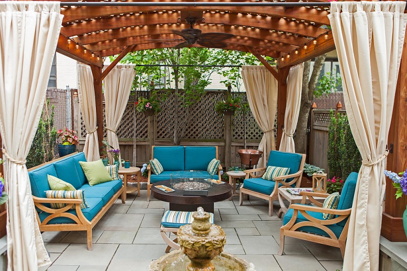 Pergola Offers Privacy from Prying Eyes: The Walkowiak Family Story