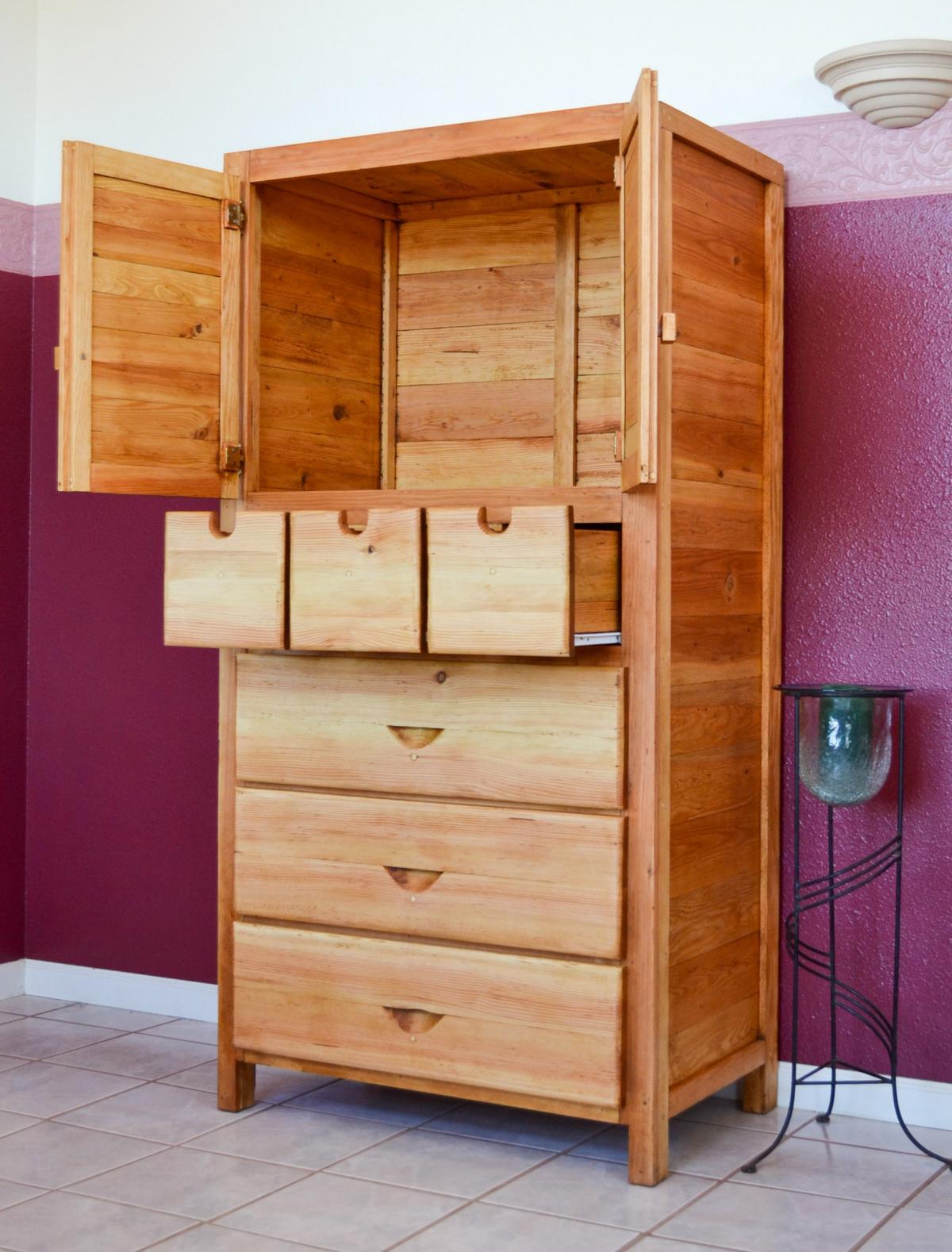 norma_dresser_without_removable_shelf.jpg