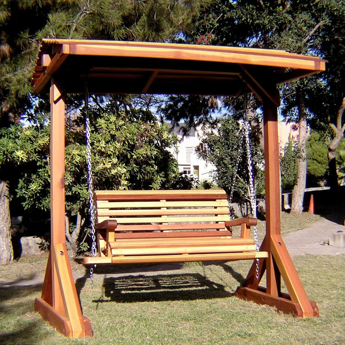 swing_set_with_roof_d_01.jpg